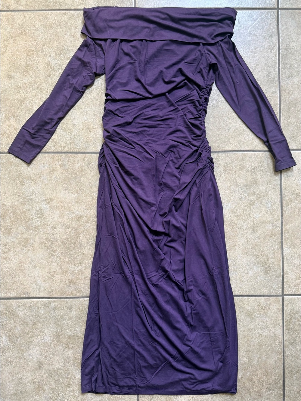 The Drop Off-Shoulder Maxi Dress Size Medium Plum Perfect New FAST SHIPPING